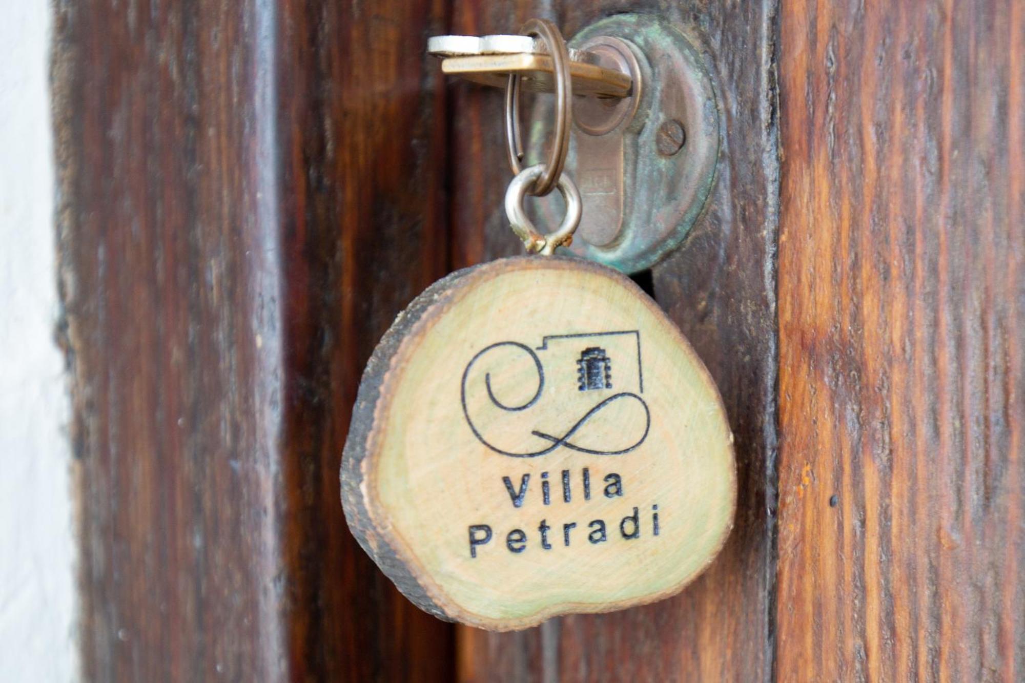 Petradi & Apartmán *
