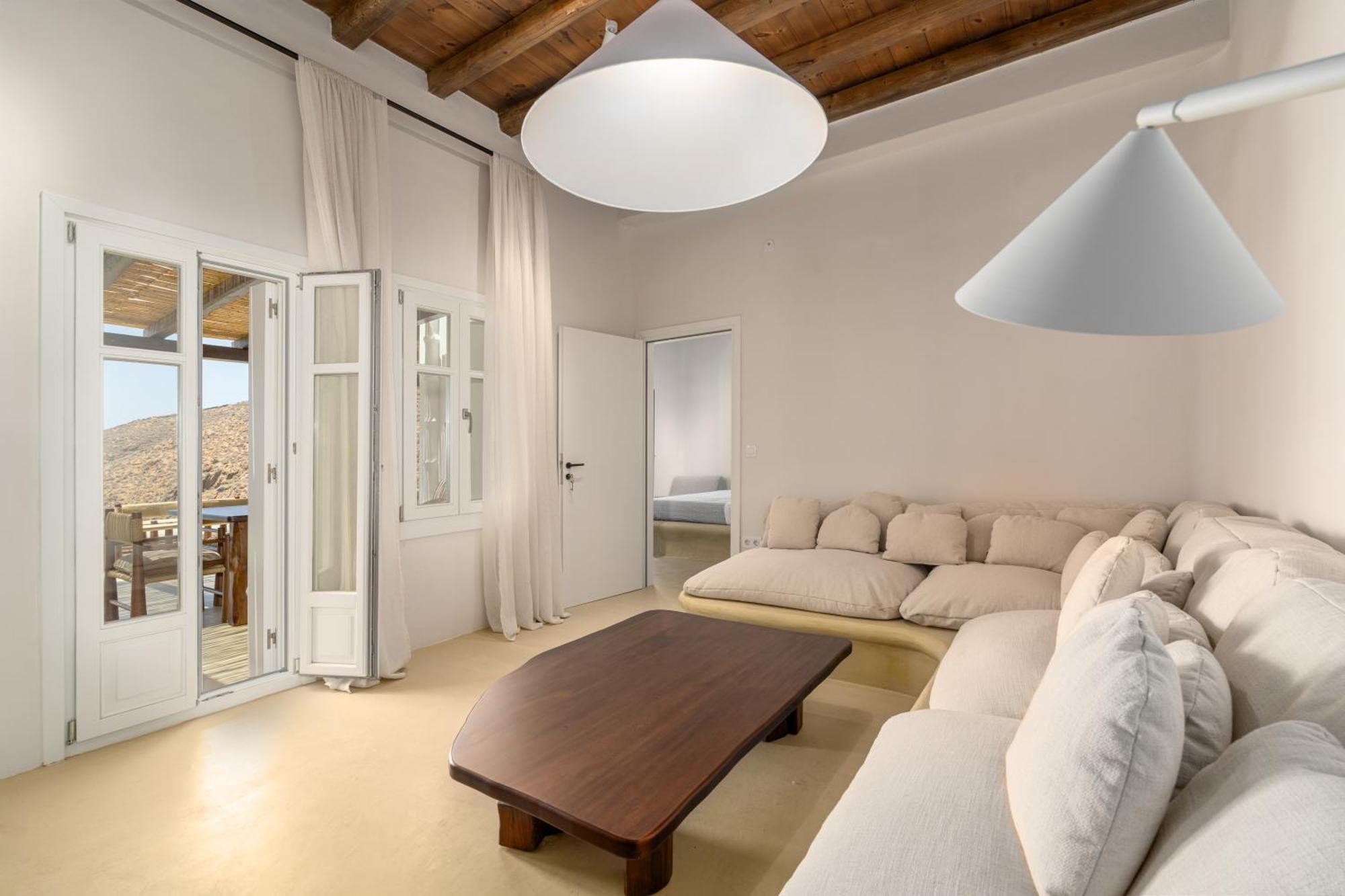 Petradi & Apartment